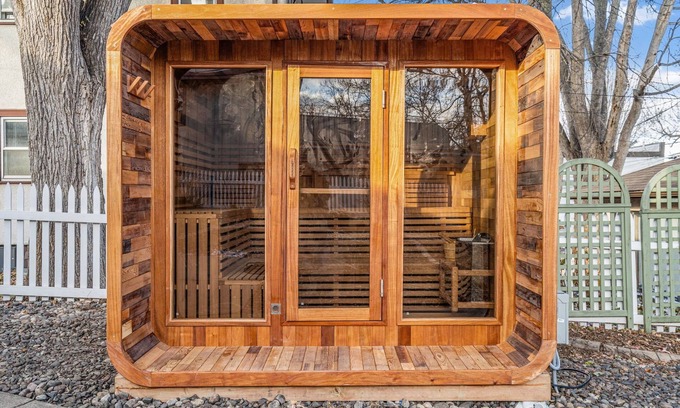 Fulton House | MINNeSTAY* Hygge House | Sauna