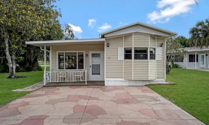 River Ranch House | Minnie Pearl Haven