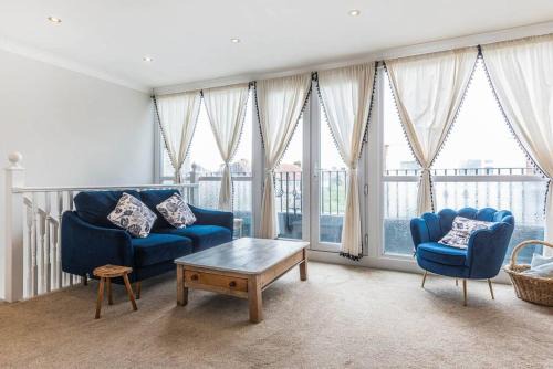 Birchington House | Minnis Bay Retreat - Charming two bedroom property