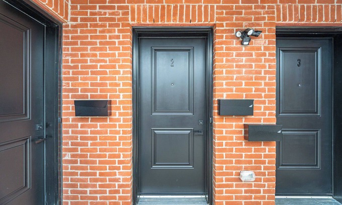 Dovercourt Park Apartment | Mins from Toronto Downtown/Train Station/UFT/Exhibition Place