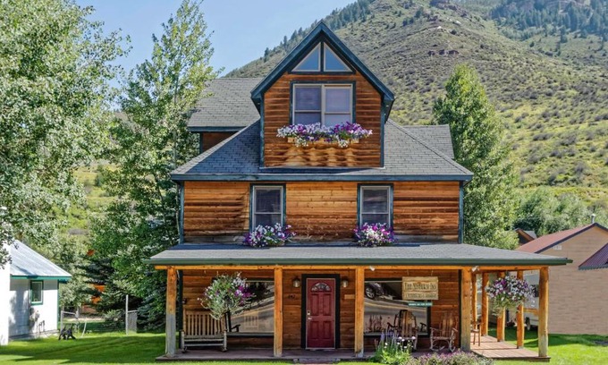 Minturn Bed & Breakfast | Minturn Inn