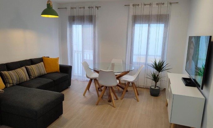 San Basilio Apartment | MiRa Los Patios