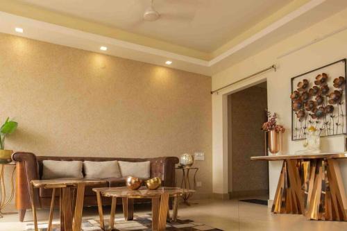 Rishikesh Apartment | Mirana House - A Tasteful 4BHK Condo with Views!