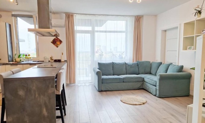 Timisoara Apartment | Mirvana Apartments Azur Skyview