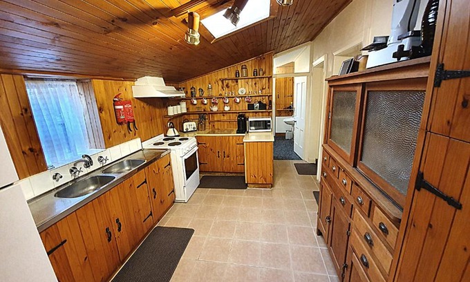 Burra House | Miss Mabel Cottage