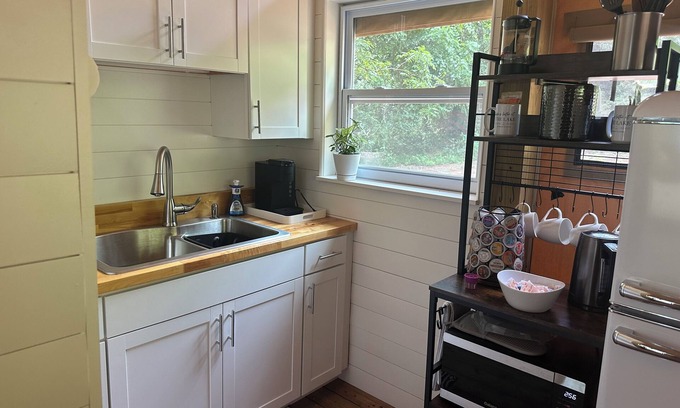 Taylorsville Cabin | Mistletoe, Luxurious Lake Front Glamping Tent on Lake Hickory
