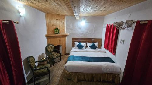 Khattalwada Cabin | Misto cafe & Homestay kasauli