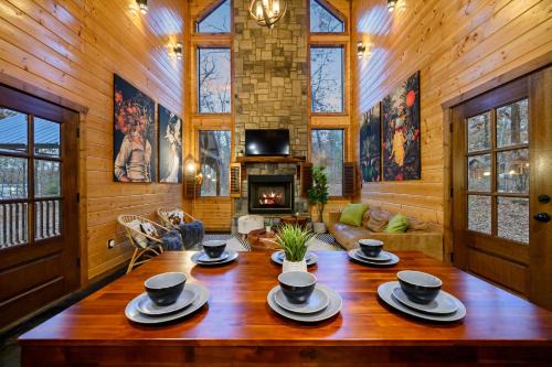 Broken Bow House | Misty Blue Cabin