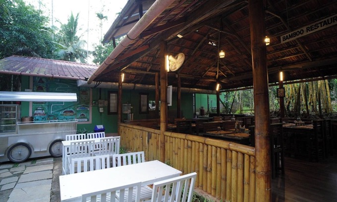 Meppadi Hotel | MISTY MORNING RESORT