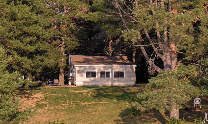 Harshaw House | Mitchell Lane Retreat