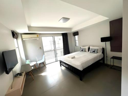 Wang Burapha Phirom Apartment | Mitr Inn The Grand Palace Bangkok - Samyot