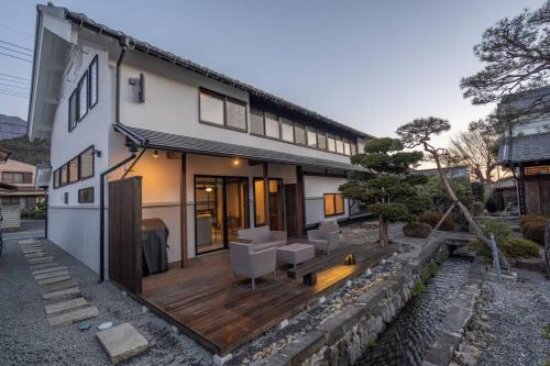 Nishikatsura Villa | MITSU-House