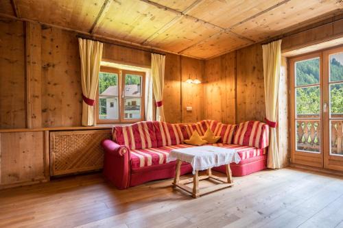 Anterselva Apartment | Mitterbruggehof Apt Alpenrose