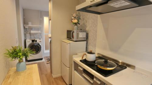 Ikebukuro Apartment | MIZUKEN Home With Living Room And Sofa Bed