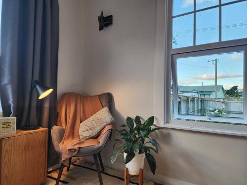 Lower Hutt House | MKM Villa - Cozy House in Central Lower Hutt