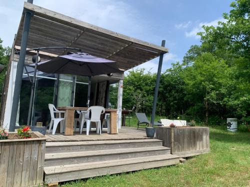 Saint-Priest-des-Champs Other | Mobil-home chalet chez l'habitant, au coeur des Combrailles, à 5 min du Pont du Bouchet