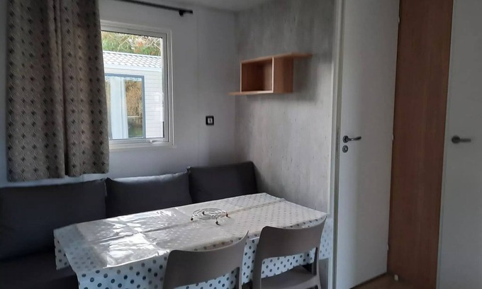 Ferel House | Mobil Home gemütlich "Pacific" 2 Schlafzimmer 4 Personen