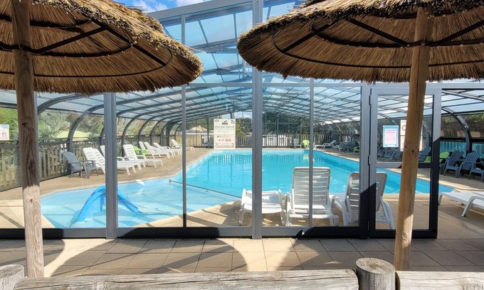 Avrille House | Mobil-home le petit paradis