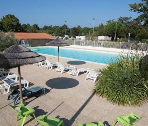 Saint-Etienne-de-Chigny House | Mobile Home 40m2 6 personnes