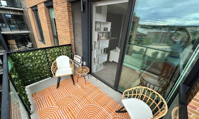 LoDo Apartment | Mod Lodo studio with balcony