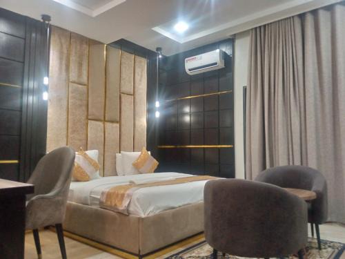 Port Harcourt Hotel | Modelo Hotel And Suites
