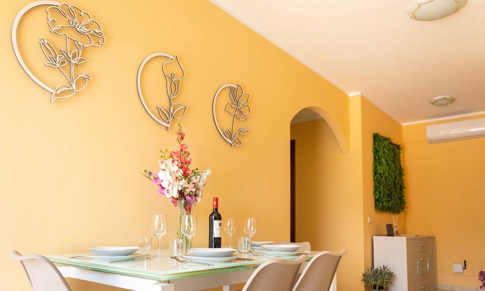 Santa Maria degli Angeli Apartment | Modern house with courtyard and parking - Assisi