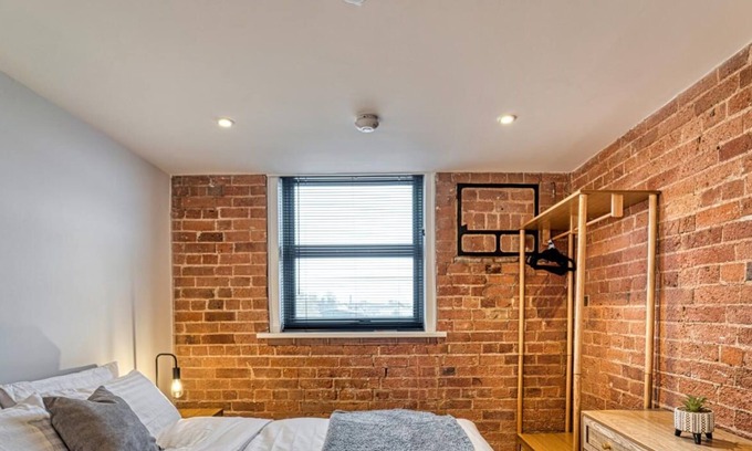 Burton on Trent Apartment | Modern 1 bedroom apartment