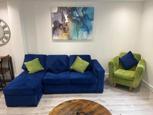 Camberley Apartment | Modern 1 Bedroom Apartment Town Centre Camberley