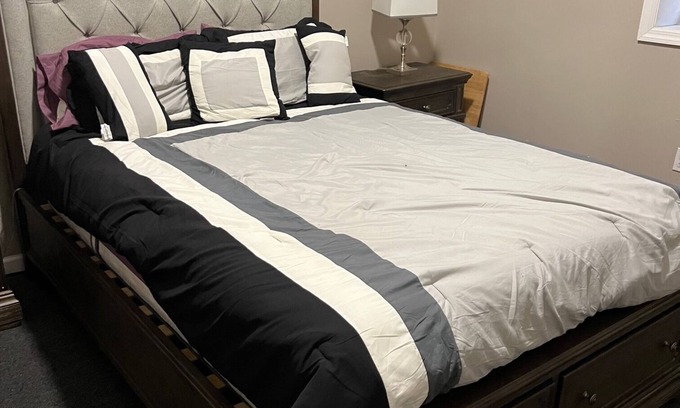 Paterson Apartment | Modern 1 Bedroom Apt Close to Major Highways & NYC