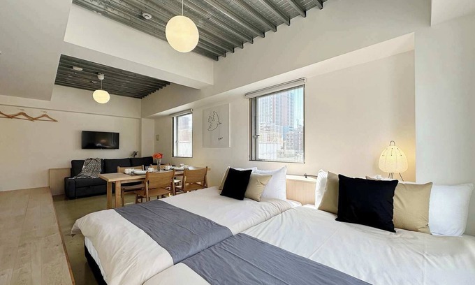 Hiroshima City Centre Apartment | Modern 1 BR apartment good for 6 people