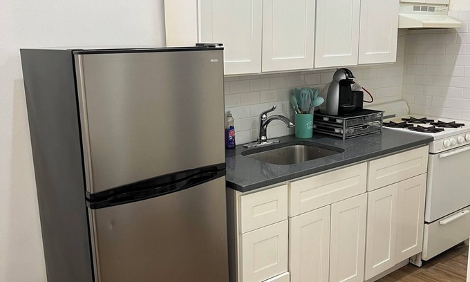 Cypress Hills Apartment | Modern 1 BR apartment with Sunken Living Room and AC, WiFi in superb Brooklyn