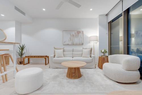 Brisbane Central Business District Apartment | Modern -1 BR Stay in Queen's Wharf Walk to Casino