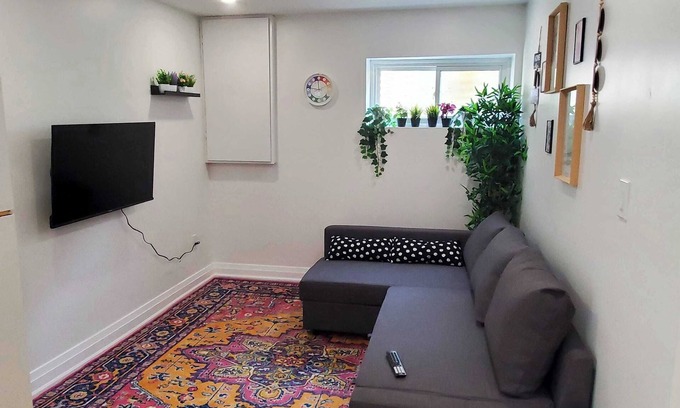 Cooksville Apartment | Modern 1Bedroom Oasis in Mississauga