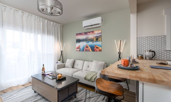 Reno/Tahoe Airport House | Modern 2 bed 1 bath next to Midtown with a lovely yard!