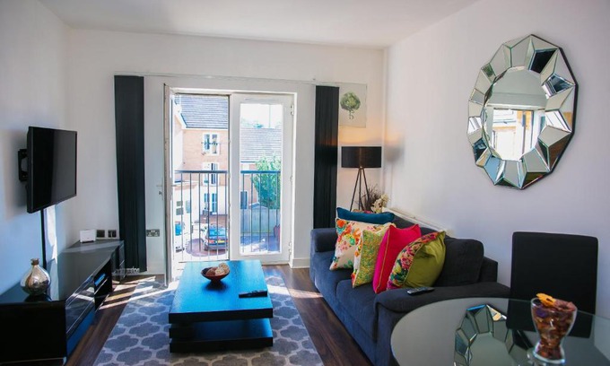 Glyndon Apartment | MODERN 2 BEDROOM APARTMENT