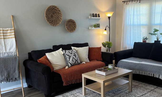 Quad Cities House | Modern 2-bedroom townhouse in charming Davenport with WiFi, AC.