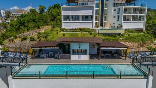La Ceiba Apartment | Modern 2 BR With Amazing Ocean Views And Infinity Pool