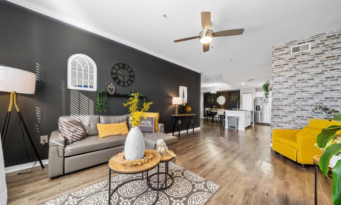 Westchase Apartment | Modern 3-Bed/2-Bath Tampa Apartment: Comfort Meets Convenience for Corporate Travelers