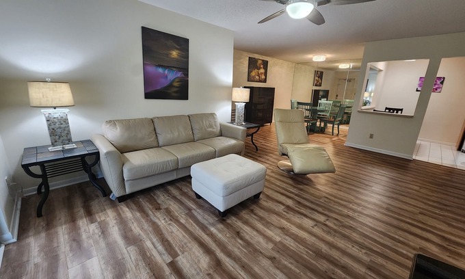 Palm City Condo | Modern 3 Bedroom Condo in Palm City. Close to Everything!