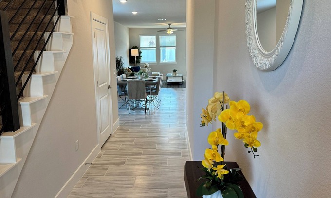 Wells Branch House | Modern 3-bedroom house for 6persons with AC and WiFi in delightful Austin