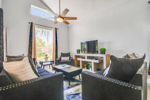 Isla del Sol House | Modern 3-Bedroom Townhouse in Isla Del Sol
