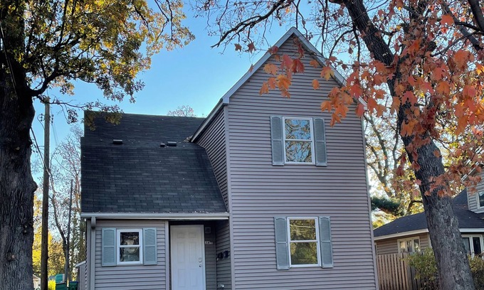 St. Louis Park House | Modern 3 bedroom in the perfect location!