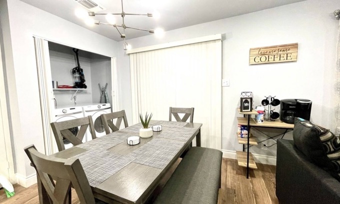 Woodstone House | Modern 3 Beds In San Antonio with patio/Randolph AFB