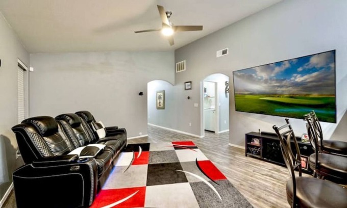 Las Cruces House | Modern 3Br Home away from home