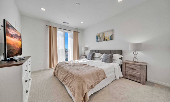 Northwest Anaheim Condo | Modern 3BR Home in Anaheim’s Palm Court-Prime Location, Fully Furnished #42270