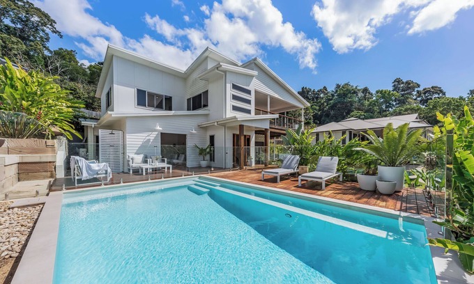 Jubilee Pocket House | Modern 4 bedroom 3 bath home with private swimming pool