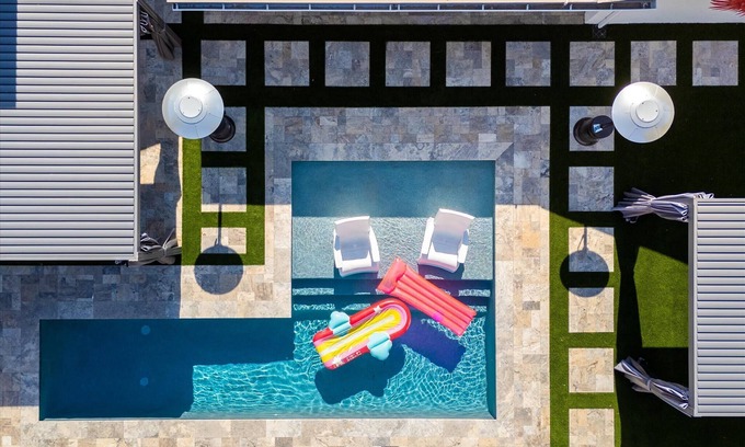 North Mountain House | Modern 4BR Escape | Private Heated Pool, Fire Pit & Entertainment