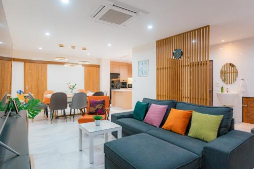 Wattana Villa | MODERN - 6Beds, CITY CENTER, Phrom Phong BTS, Em District, Terminal 21