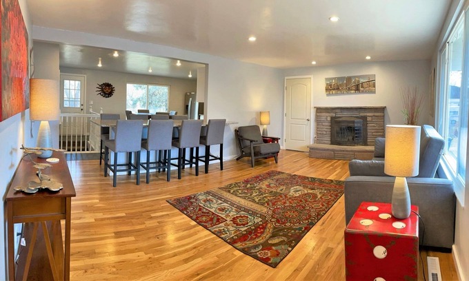 Millcreek House | Modern 7-Bedroom Home Just South of Downtown