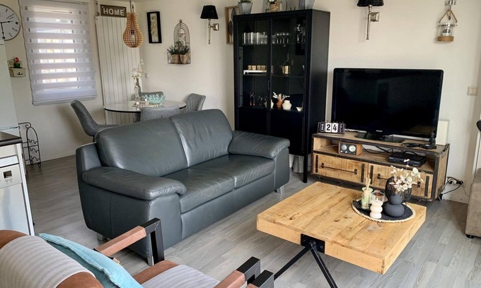Sint Maartensvlotbrug House | Modern and comfortably furnished vacation bungalow for 4 people, 2 bedrooms, WLAN
